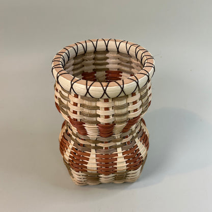 Wavy Bookshelf Basket